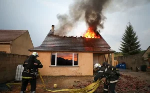 5 réflexes vitaux pour réagir en cas d'incendie domestique